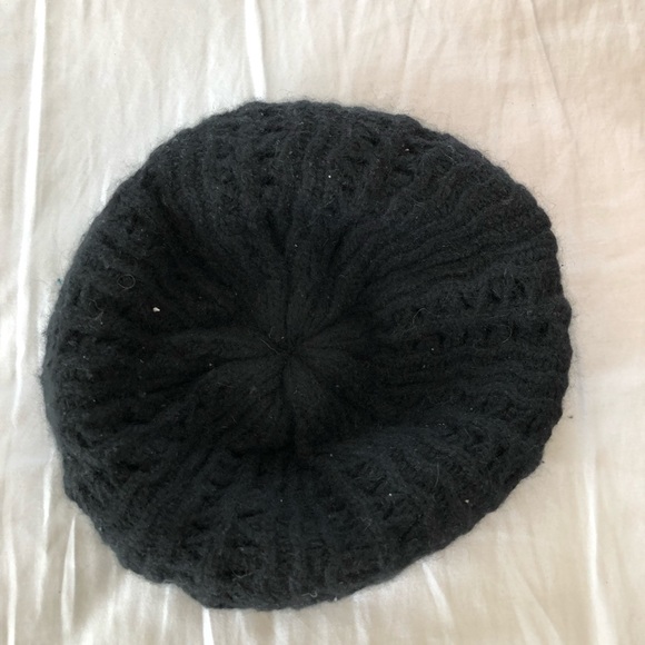 Womens hat - Picture 1 of 3